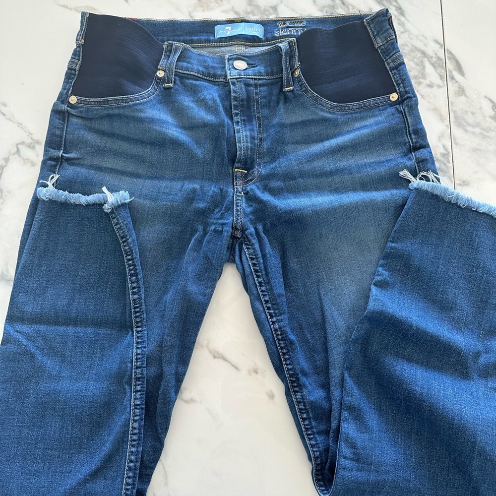 7 For All Mankind Maternity Ankle Skinny Jeans with Frayed Hem Sz 29